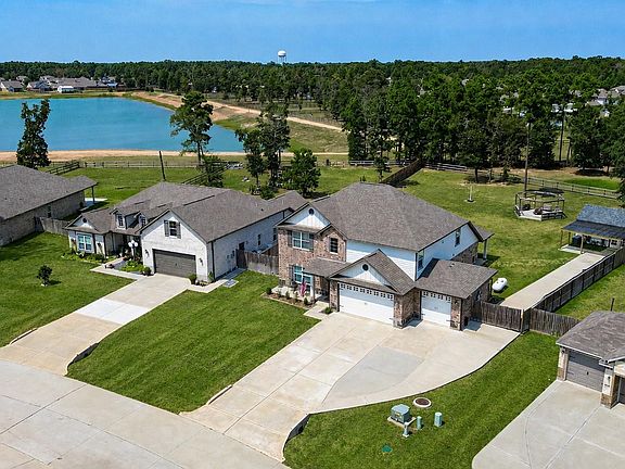 2nd image of 6122 Hazel Lake Dr