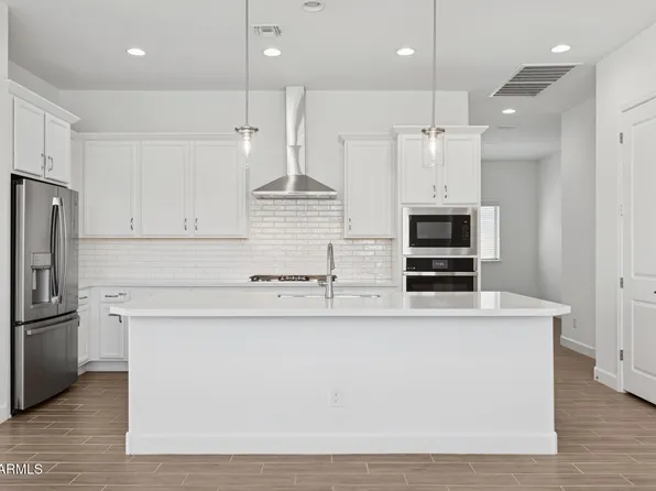 19432 W SAN JUAN Avenue, Litchfield Park, AZ 85340