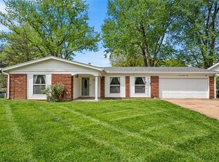 109 Sumter Dr, Belleville, IL 62221