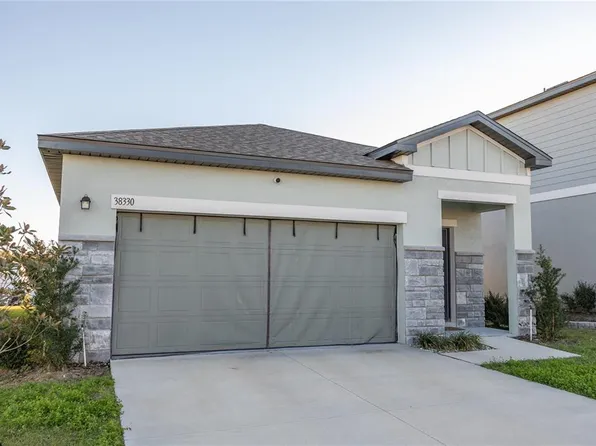 38330 Honeysuckle Dr, Dade City, FL 33525