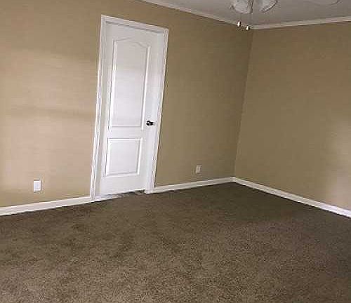 5th image of 1113 Pumpkin Dr