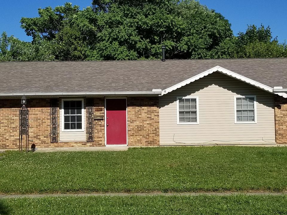 1st image of 802 White Pine St