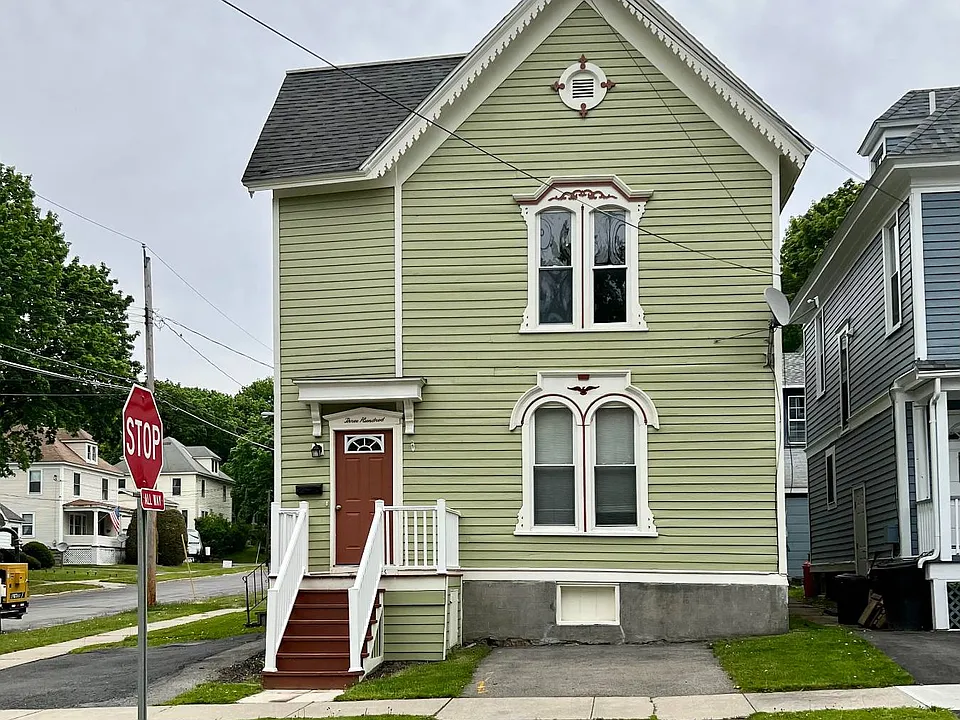300 S William St