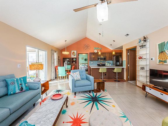 5th image of 4081 Chennin Dr #2