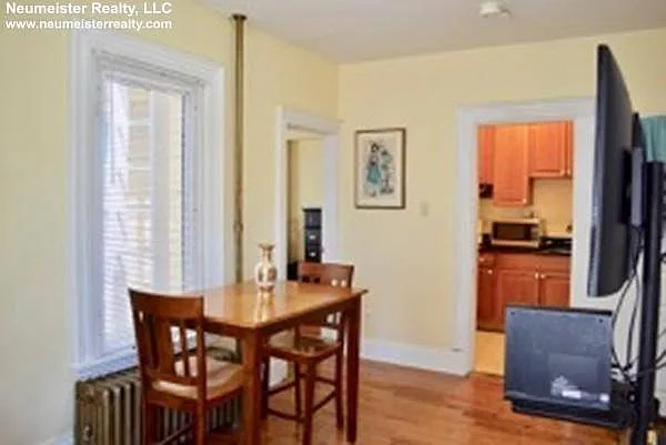 89-91 Hancock St #3 — Photo 2