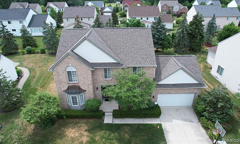 1st image of 3611 Acorn Dr