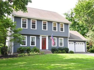 105 Stage Coach Rd, Windsor, CT 06095