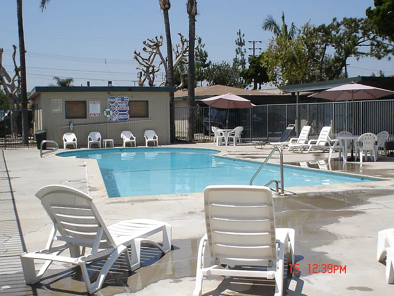 Placentia Meadows Apartments — Photo 23