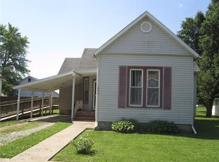 204 E South 1st St, Findlay, IL 62534