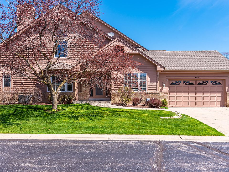 1st image of 8509 S Country Club Dr #14