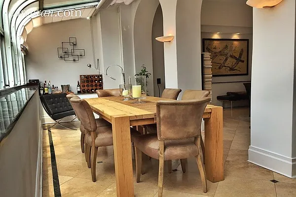 Rented by Corcoran | media 21