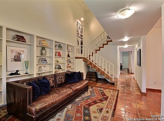 5th image of 125 Brightwood Pl #3