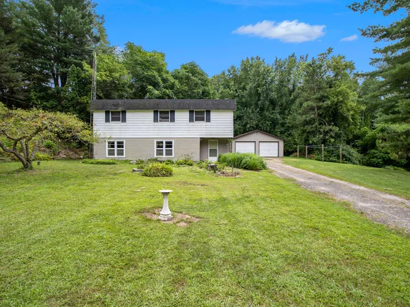 14560 E Ef Ave, Augusta, MI 49012