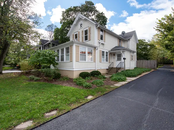 494 Oakwood Ave, Lake Forest, IL 60045