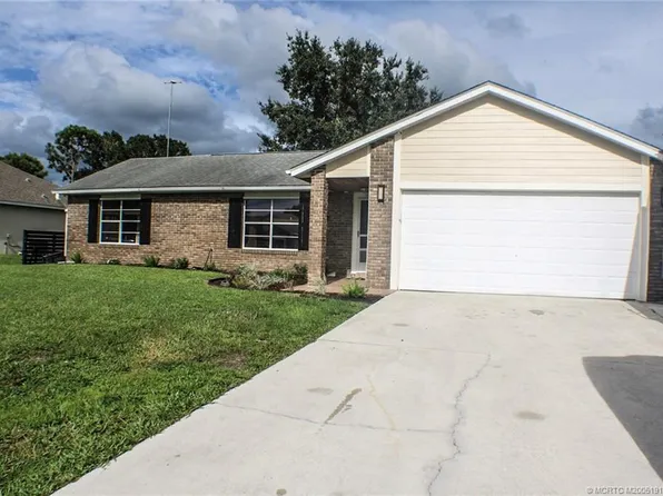 337 NW Dearman St, Port Saint Lucie, FL 34983