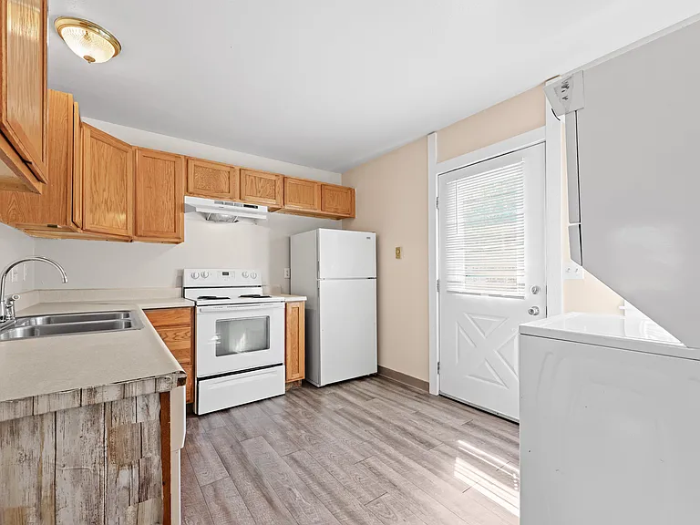 2812 W 66th Pl — Photo 13