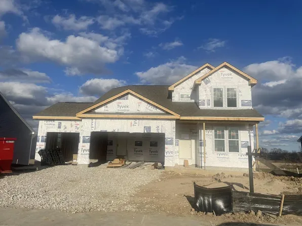 W188N5708 Clover LANE, Menomonee Falls, WI 53051