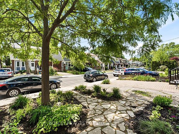 5th image of 308 Springdale Blvd