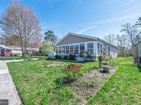 63 Knollwood Dr, Mays Landing, NJ 08330