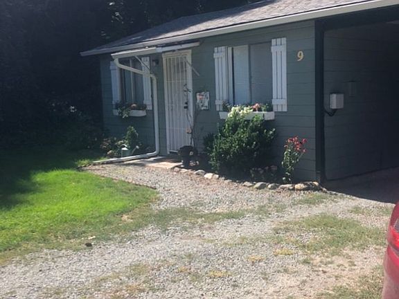2nd image of 3251 Rogue River Hwy #9