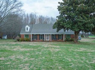 353 Law Rd, Jackson, TN 38305
