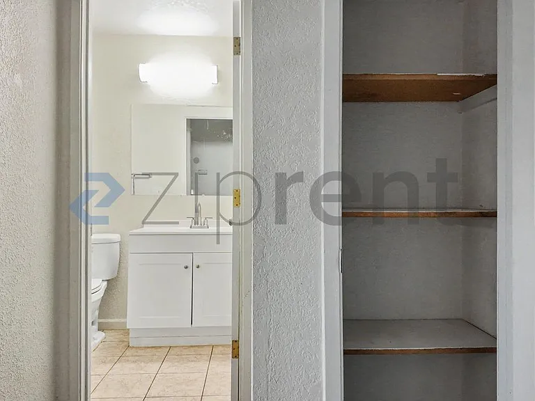 203 Lualan Ln #L-D — Photo 21