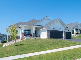 19933 Henley Ln, Lakeville, MN 55044