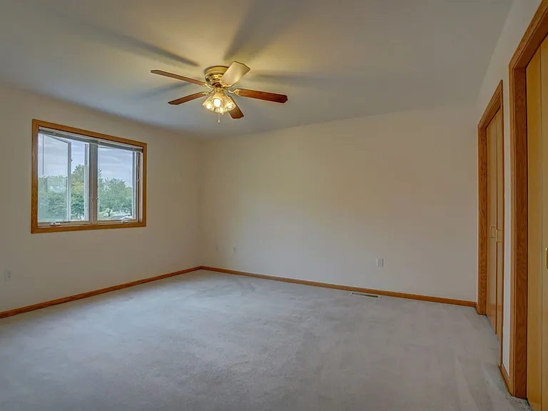865-867 Harper Dr — Photo 20