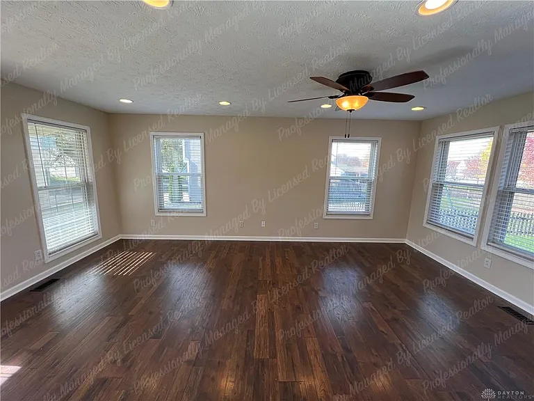 1131 Windsong Trl — Photo 8