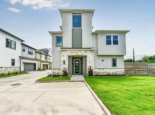 3255 Royal Oaks Hollow Dr, Houston, TX 77082