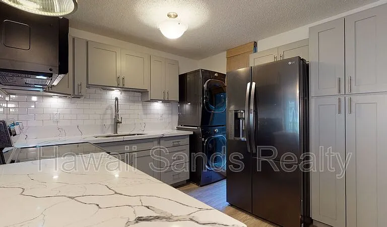 95-273 Waikalani Dr #D302 — Photo 2