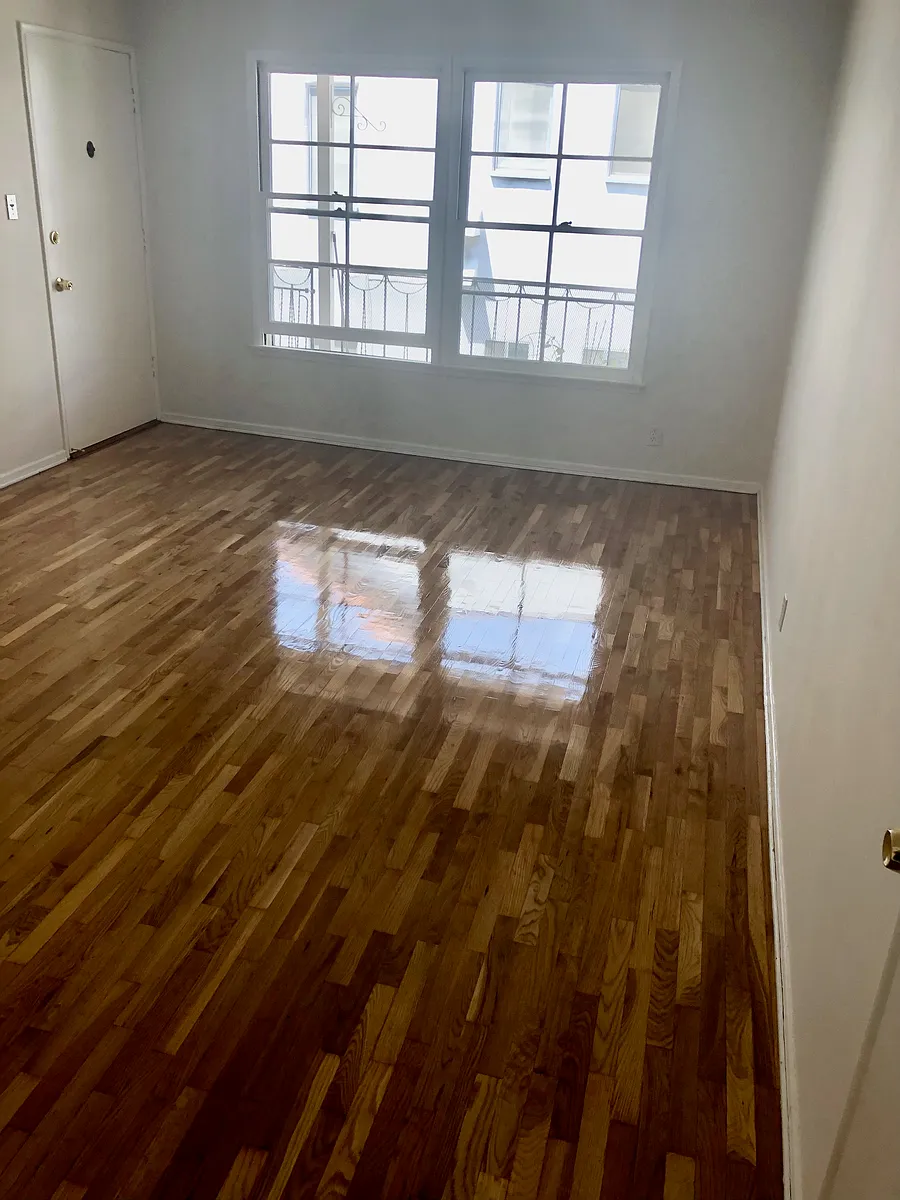 Building Photo - 1466 S Sherbourne Dr #5