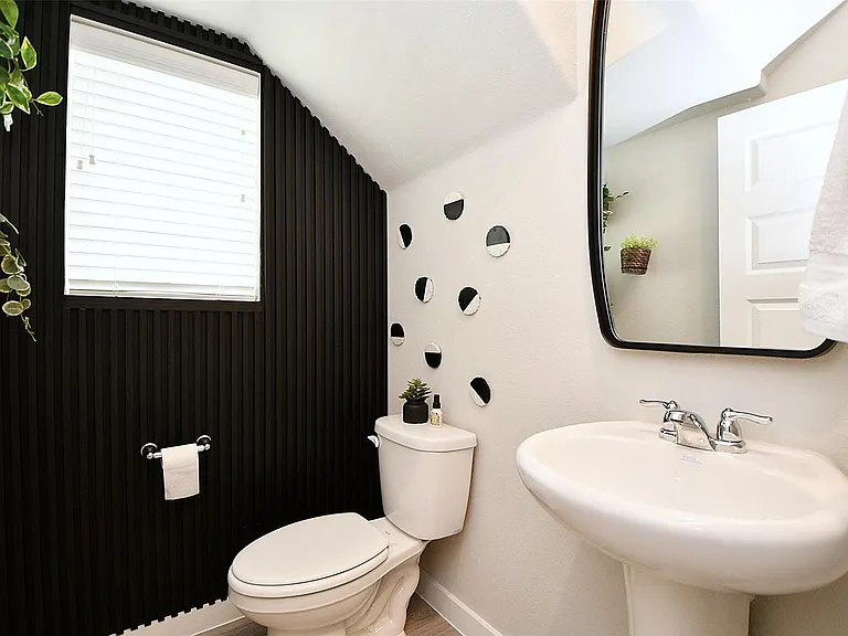 4212 Lyons Fall Dr — Photo 17