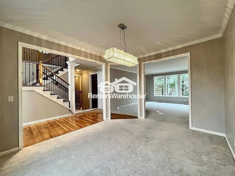 15861 Linden St — Photo 3