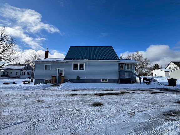 3rd image of 66 McGee St