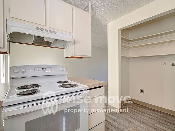 3rd image of 2415 E 30th St APT A
