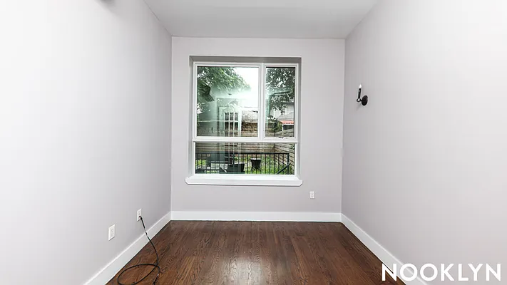 Rented by Nooklyn NYC LLC | media 28