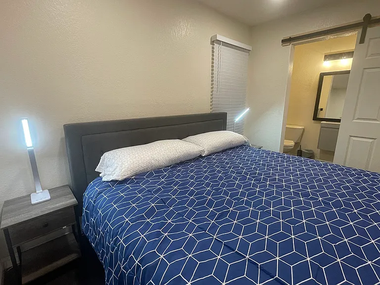 6807 Bender Dr — Photo 29
