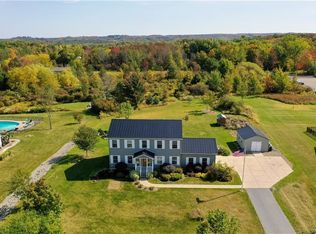 990 Center St, East Aurora, NY 14052