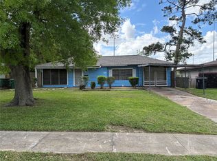 5914 Ridgeway Dr, Houston, TX 77033