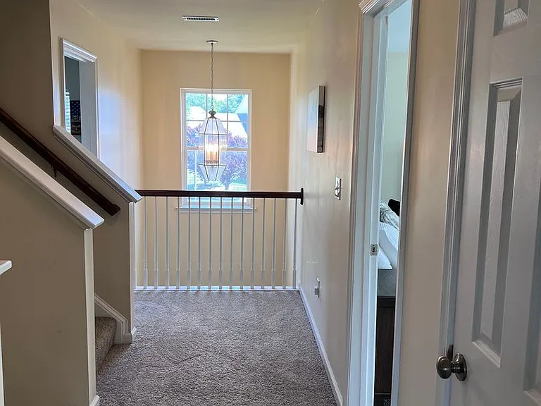 13 Hampshire Glen Pkwy — Photo 17