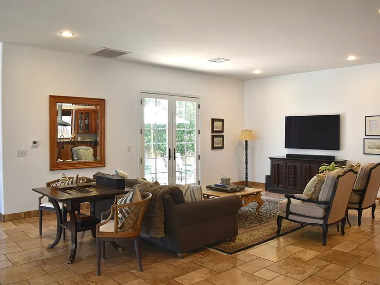4408 E Calle Feliz — Photo 14
