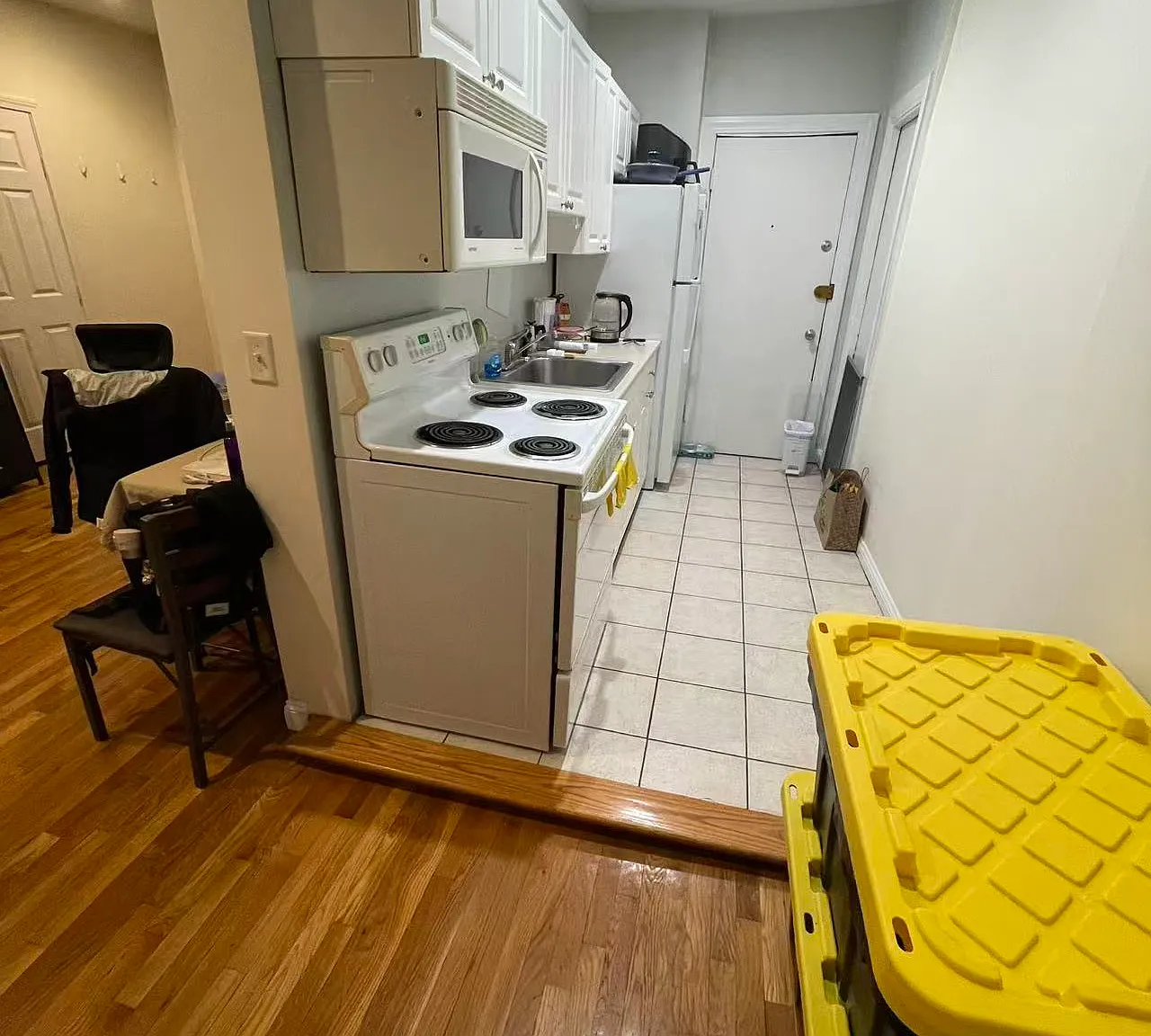 Studio, 331 sqft, $2,200 — Photo 2