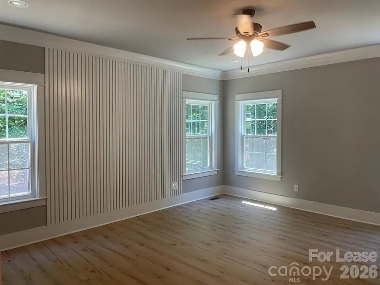 7221 Static Way — Photo 2