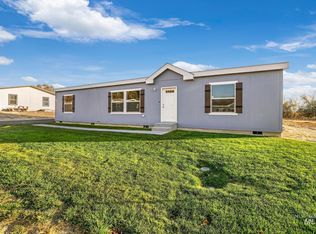 140 Sunset Dr N, Hagerman, ID 83332