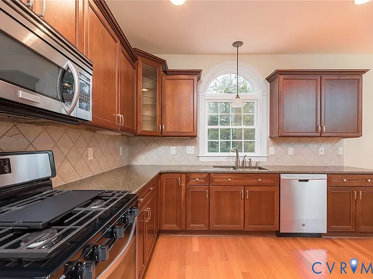 11412 Pinedale Dr — Photo 11