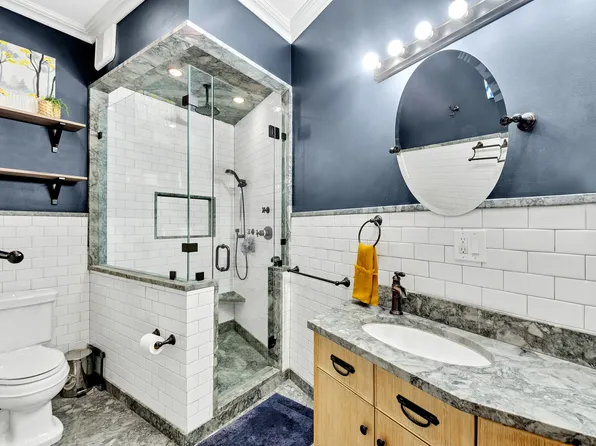 10 Carroll Street image 10 of 21