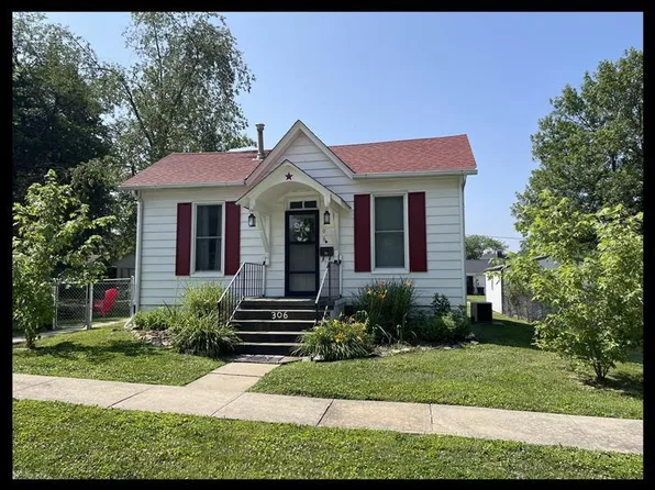 306 E Douglas St, Macon, MO 63552