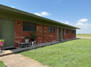 1702 Short St APT C, Cleburne, TX 76033