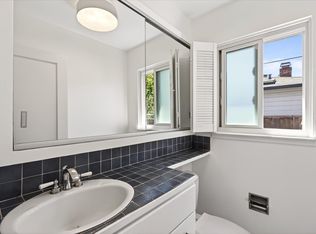 39 Donna Maria Way, Orinda, CA 94563